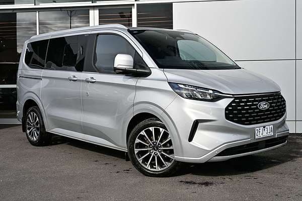 2025 Ford Tourneo