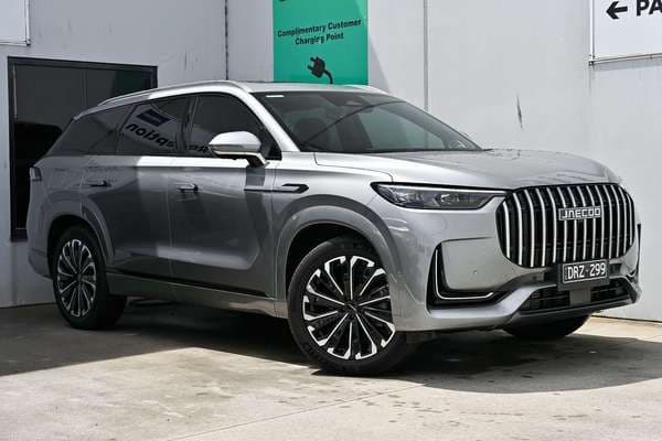 2025 OMODA JAECOO J8